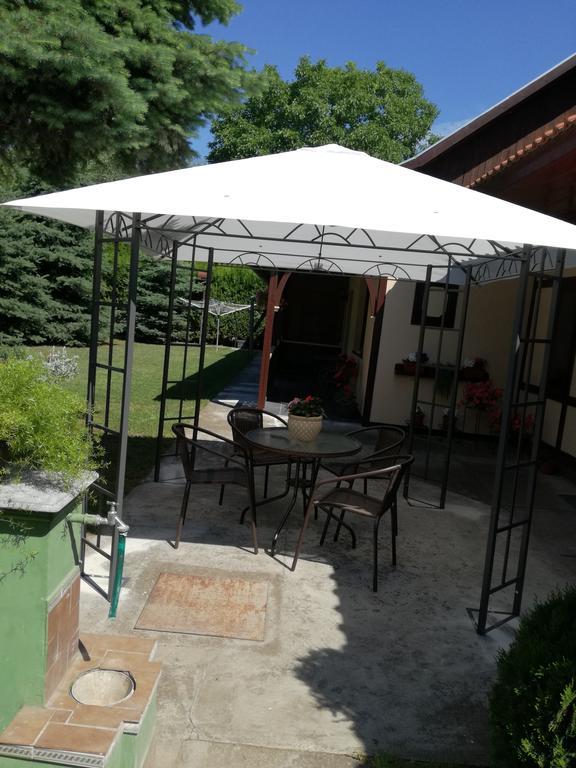 Stara Breza 1 Rooms Palić Buitenkant foto