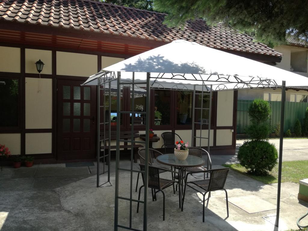 Stara Breza 1 Rooms Palić Buitenkant foto